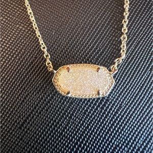 Kendra Scott necklace with dust bag